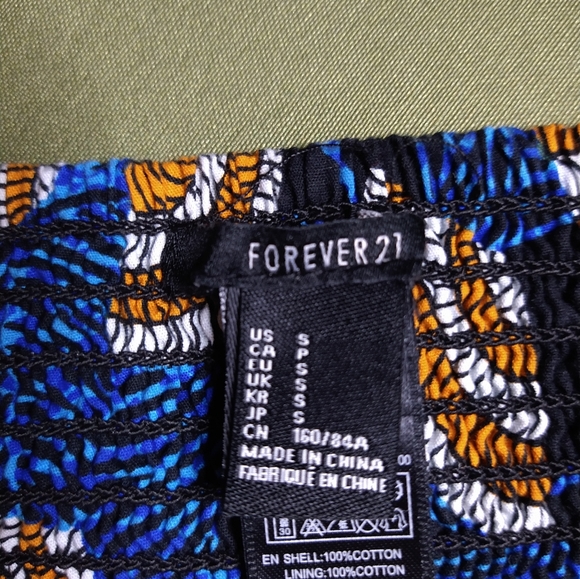 Adjustable straps with ruching on the back - Picture 4 of 6